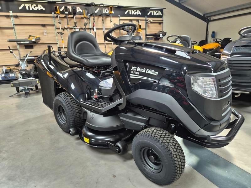 Gratis thuisbezorgd JCC black edition 2 cilinder power, Jardin & Terrasse, Tondeuses autoportées, Neuf, Enlèvement ou Envoi, 90 à 120 cm