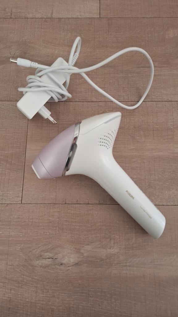 Philips lumea prestige BRI954 IPL ontharing, Electroménager, Équipement de Soins personnels, Utilisé, Enlèvement ou Envoi