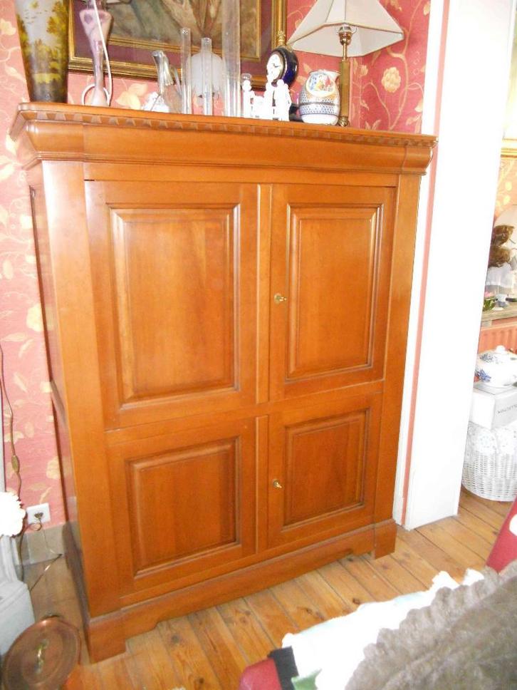 Meuble TV en merisier, Maison & Meubles, Armoires | Mobilier de télévision, Utilisé, Enlèvement