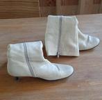 Botjes wit smalle hak, Kleding | Dames, Ophalen, Hoge laarzen, Wit, Gedragen