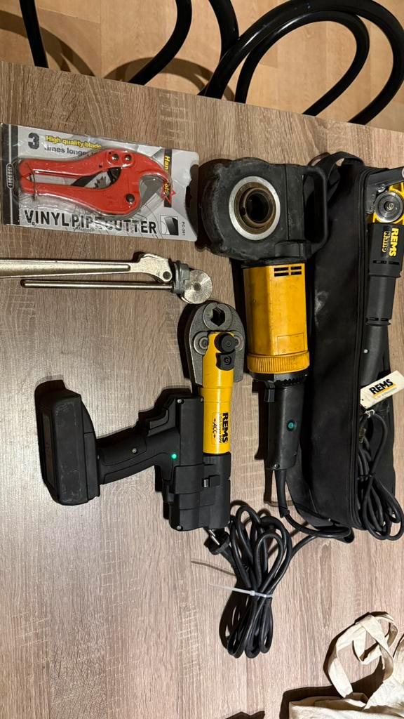 Kit de plomberie REMS, Bricolage & Construction, Outillage | Foreuses, Comme neuf, Autres types, 600 watts ou plus, Mécanisme de percussion