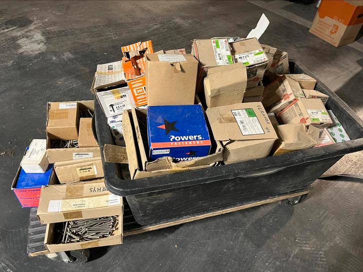 RVS metaalschroeven (ongebruikt), Doe-het-zelf en Bouw, IJzerwaren en Bevestigingsmiddelen, Nieuw, Schroeven, Inox, Ophalen of Verzenden