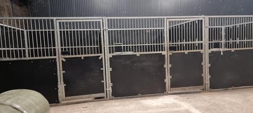 Noodboxen paarden, Dieren en Toebehoren, Stalling en Weidegang, Stalling, 1 paard of pony