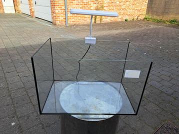 Leeg open aquarium. zie ook mijn andere zoekertjes beschikbaar voor biedingen