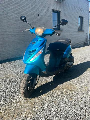 Piaggio zip 2014 a-klasse 4t beschikbaar voor biedingen
