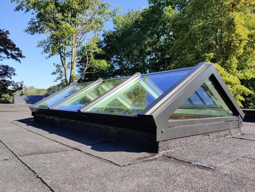 ALUMINIUM Koepel/lichtstraat/zadeldak/raam plat dak, Doe-het-zelf en Bouw, Glas en Ramen, Nieuw, Dakraam, Veiligheidsglas, Ophalen of Verzenden