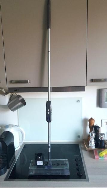 Balai aspirateur " SWIVEL SWEEPER MAX beschikbaar voor biedingen