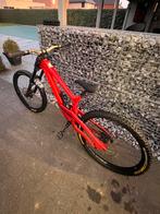 Yt Tues 2018 downhill, Fietsen en Brommers, Ophalen, Zo goed als nieuw