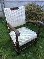 Antieke Stoel, Enlèvement