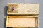 Zeer oude zeepdoos Paris, Antiek en Kunst, Ophalen of Verzenden