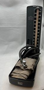 Vintage Baumanometer Kompak Model sphygmomanomete, Enlèvement ou Envoi