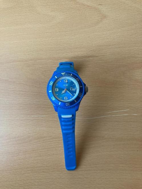Icewatch lichtblauw, Handtassen en Accessoires, Kindersieraden, Zo goed als nieuw, Horloge, Blauw, Ophalen of Verzenden
