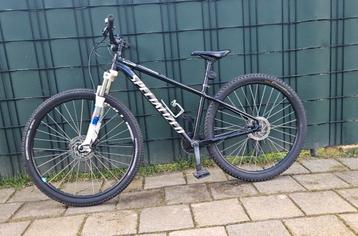 Specialized rockhopper 29 inch 2021 beschikbaar voor biedingen