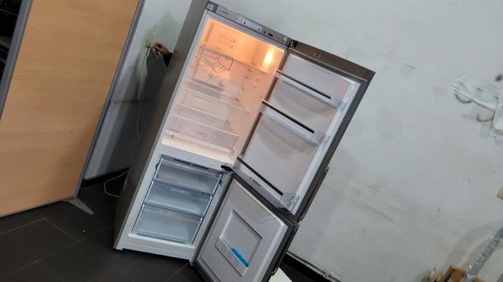 Vrijstaande koel-/vriescombinatie (kast), Elektronische apparatuur, Koelkasten en IJskasten, Zo goed als nieuw, Ophalen of Verzenden