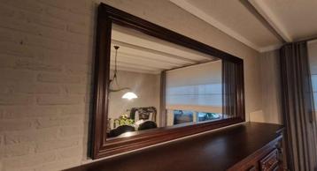 spiegel beschikbaar voor biedingen