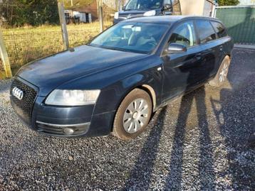 Audi A6 2.0 essence, la chaîne est bruyante.. démarre et rou, Autos, Audi, Entreprise, Automatique, 1984 cm³, 125 kW