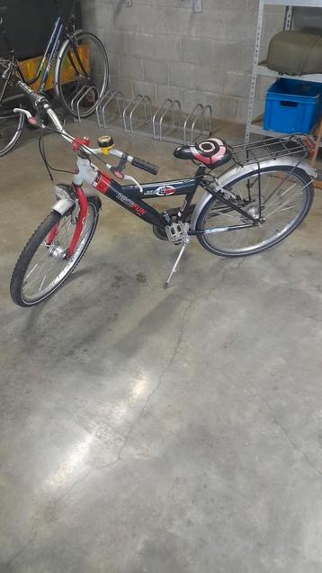 Fiets  beschikbaar voor biedingen