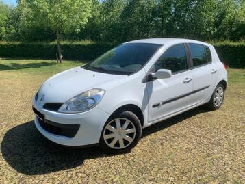 Renault Clio 3 1.5dCi 50kW 68CV, Autos, Achat, 50 kW, Noir, 5 portes