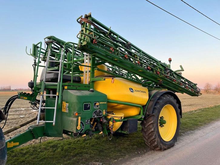 getrokken sproeier John Deere M944i, Articles professionnels, Agriculture | Outils, Cultures, Élevage, Légume de pleine terre