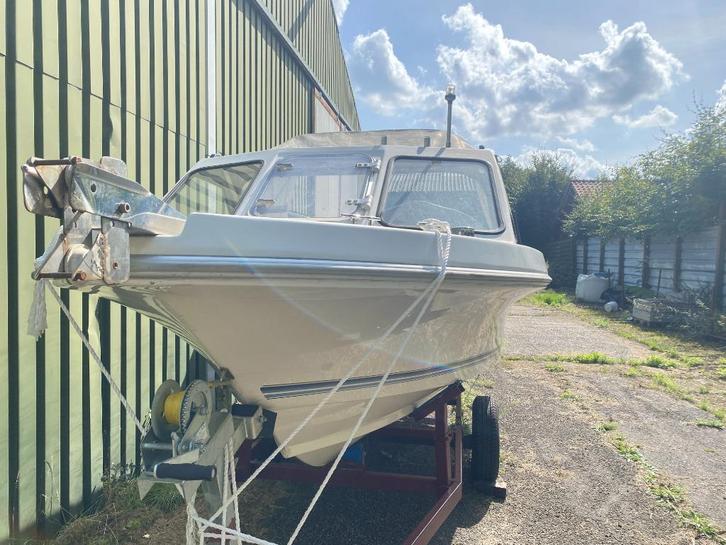 Beekman alfa fish 505 met 30 pk Suzuki en trailer, Boeken, Romans, Nederland, Ophalen