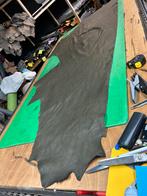 Mat soldaat groen halve huid 1.2 mm dikte soepel A-35, Ophalen of Verzenden, Zo goed als nieuw, Groen