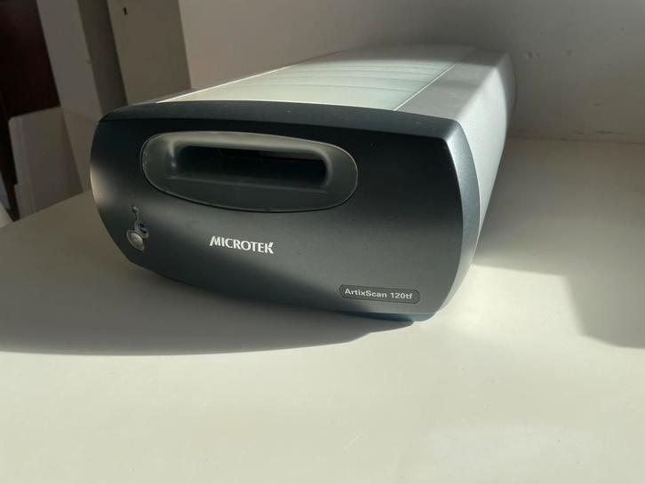 Dia en filmscanner Artixscan 120tf, TV, Hi-fi & Vidéo, Photo | Studio photo & Accessoires, Comme neuf, Enlèvement ou Envoi