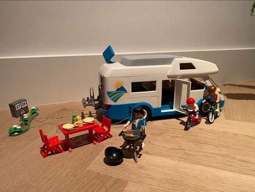 Playmobil mobilhome met familie, Enfants & Bébés, Jouets | Playmobil, Comme neuf, Enlèvement ou Envoi