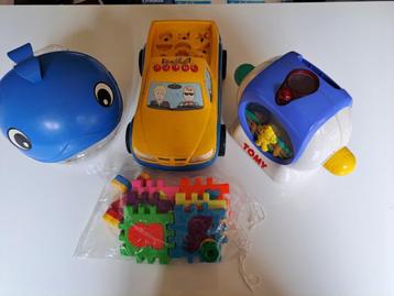 Speelgoed voor kleine en grote kinderen beschikbaar voor biedingen