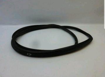 BMW E61 LCI Achterruitrubber   beschikbaar voor biedingen