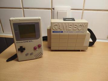 Klassieke game boy met draagtas beschikbaar voor biedingen