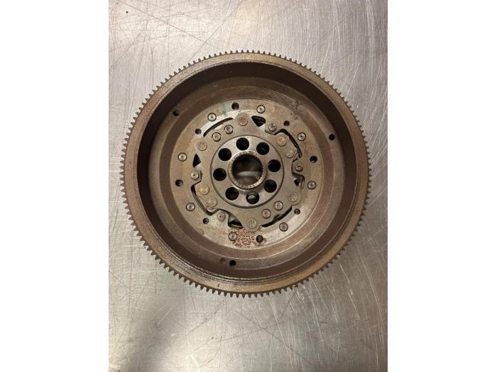 Dubbele massa vliegwiel van een Audi RS3, Auto-onderdelen, Motor en Toebehoren, Audi, Gebruikt, 3 maanden garantie, Ophalen of Verzenden