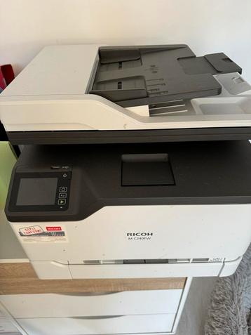 Imprimante RICOH M C240FW beschikbaar voor biedingen