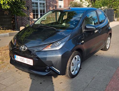 Toyota Aygo 1.0 VVT-i X Play, Auto's, Toyota, Particulier, Aygo, ABS, Achteruitrijcamera, Airbags, Airconditioning, Alarm, Bluetooth