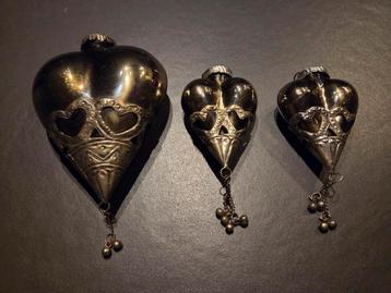 Decoratie/sieraden hart met zilver beschikbaar voor biedingen