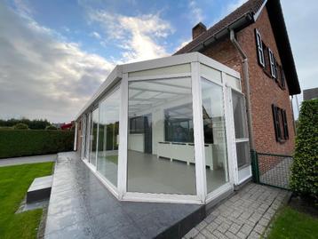 Veranda beschikbaar voor biedingen