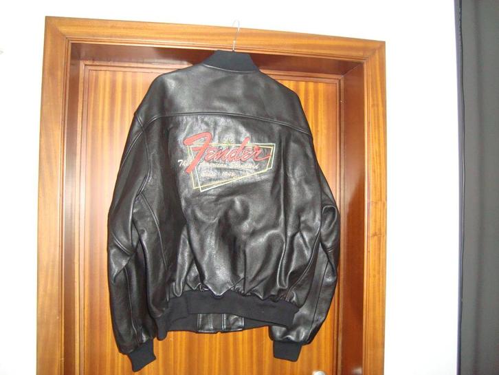 Gibson en Fender official tour wear vesten en hemd, Muziek en Instrumenten, Overige Muziek en Instrumenten, Zo goed als nieuw