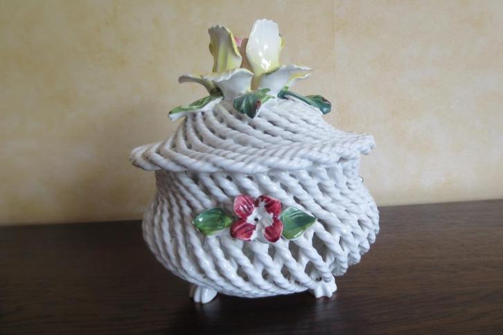 Porseleinen sierpot met deksel Foto 4374, Antiek en Kunst, Antiek | Porselein, Ophalen of Verzenden