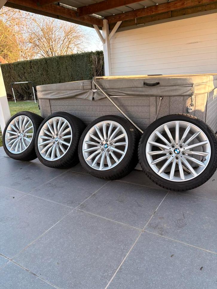 Jantes d'origine Bmw G30, G31 19 pouces avec pneus d'hiver, Autos : Pièces & Accessoires, Pneus & Jantes, Pneu(s), 19 pouces, Enlèvement