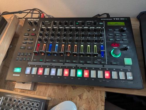 TR8 S Roland, Muziek en Instrumenten, Synthesizers, Zo goed als nieuw, Roland, Ophalen of Verzenden
