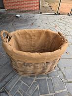 Houtkorf op wieltjes, Ophalen