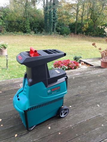 Hakselaar Bosch AXT 25D stil NIEUW beschikbaar voor biedingen