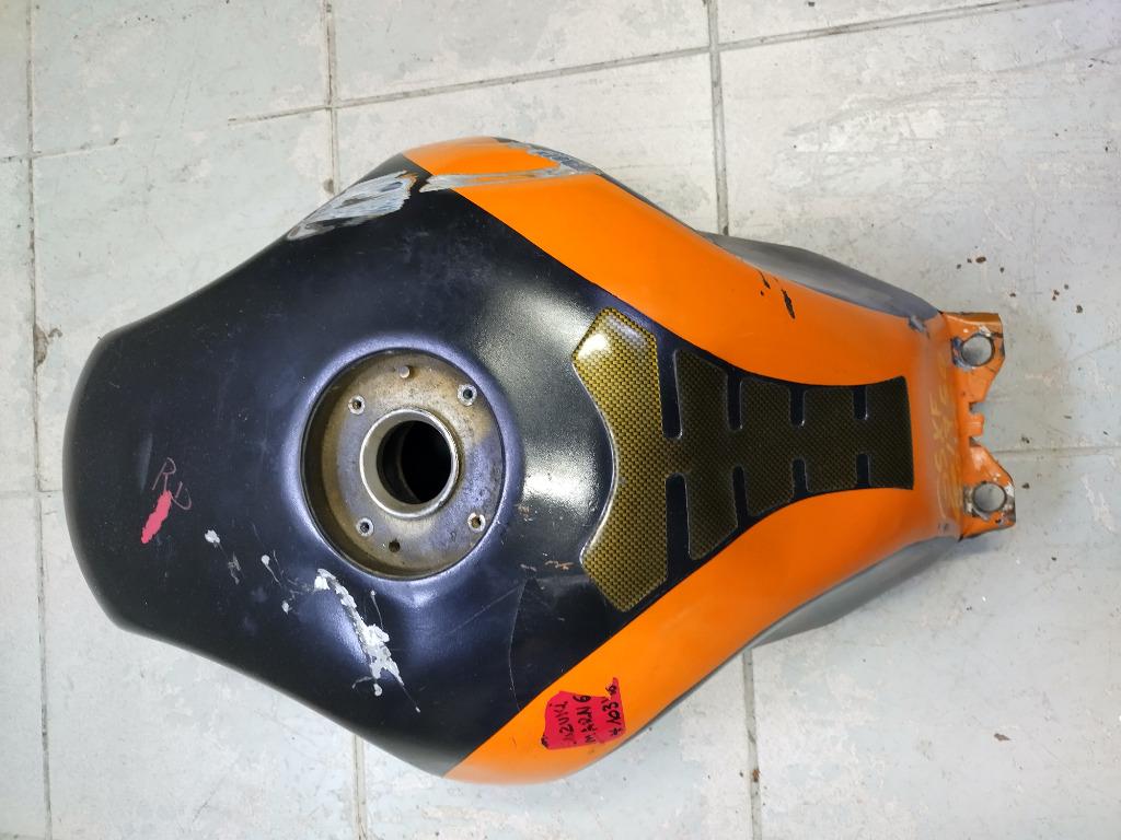 suzuki gsxf 600/750 model '98-'05 benzinetank, Ophalen of Verzenden, Gebruikt