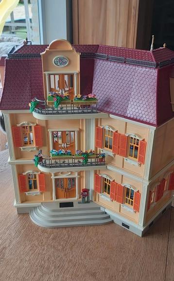 Groot herenhuis playmobil 5302 beschikbaar voor biedingen
