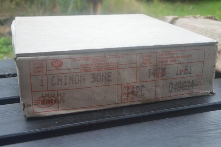 Vloertegels in Gresporselein - Chinon Bone: Gebroken Wit, Doe-het-zelf en Bouw, Tegels, Nieuw, Vloertegels, Keramiek, 20 tot 40 cm