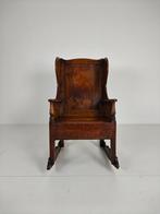 Fauteuil d'agnelage/fauteuil à bascule antique — vers 1800,, Antiquités & Art, Antiquités | Meubles | Chaises & Canapés, Enlèvement ou Envoi