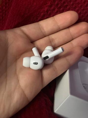 Airpods Pro 2. Generation - uniquement les écouteurs beschikbaar voor biedingen