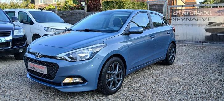 HYUNDAI I20 2017 77355KM AUTOMAAT, Auto's, Hyundai, Particulier, Te koop, i20, ABS, Achteruitrijcamera, Airbags, Airconditioning