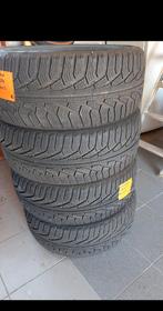 Winterbanden uniroyale 17 inch, Auto-onderdelen, Banden en Velgen, Ophalen, Gebruikt, 17 inch, Winterbanden