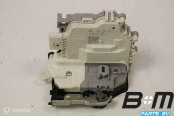 Portierslot LA (bestuurderskant) Audi A4 8W beschikbaar voor biedingen