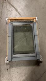 Velux dakraam 54 x78, Doe-het-zelf en Bouw, Glas en Ramen, Ophalen, Zo goed als nieuw, Dakraam